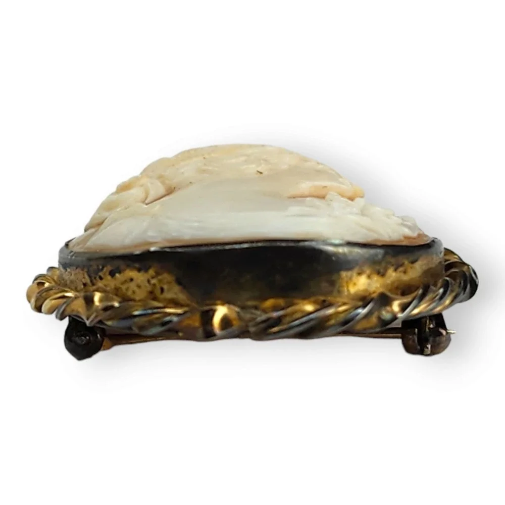 Vintage Gold Tone Shell‎ Cameo Women with Flowers Brooch Pin